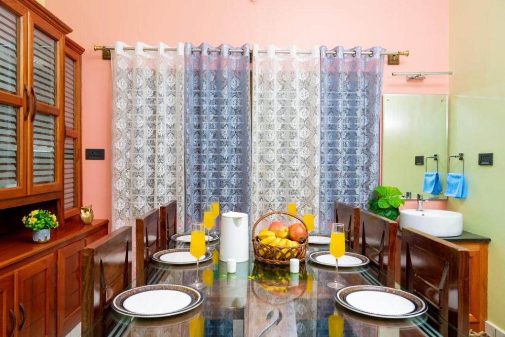 Family-Friendly Homestay Near Mandalpatti & Abbey Falls